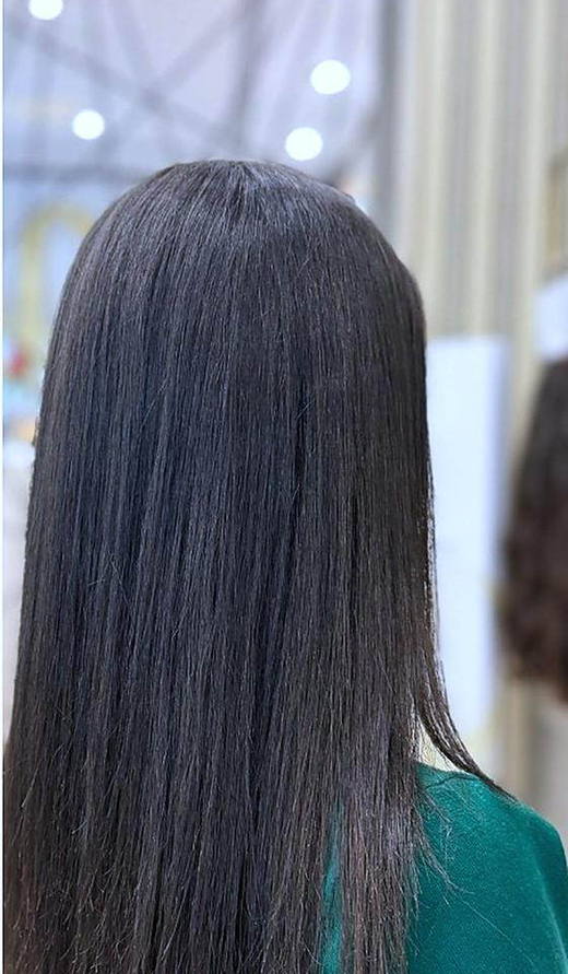 Dark, waved before extensions at PhiStudio Dubai